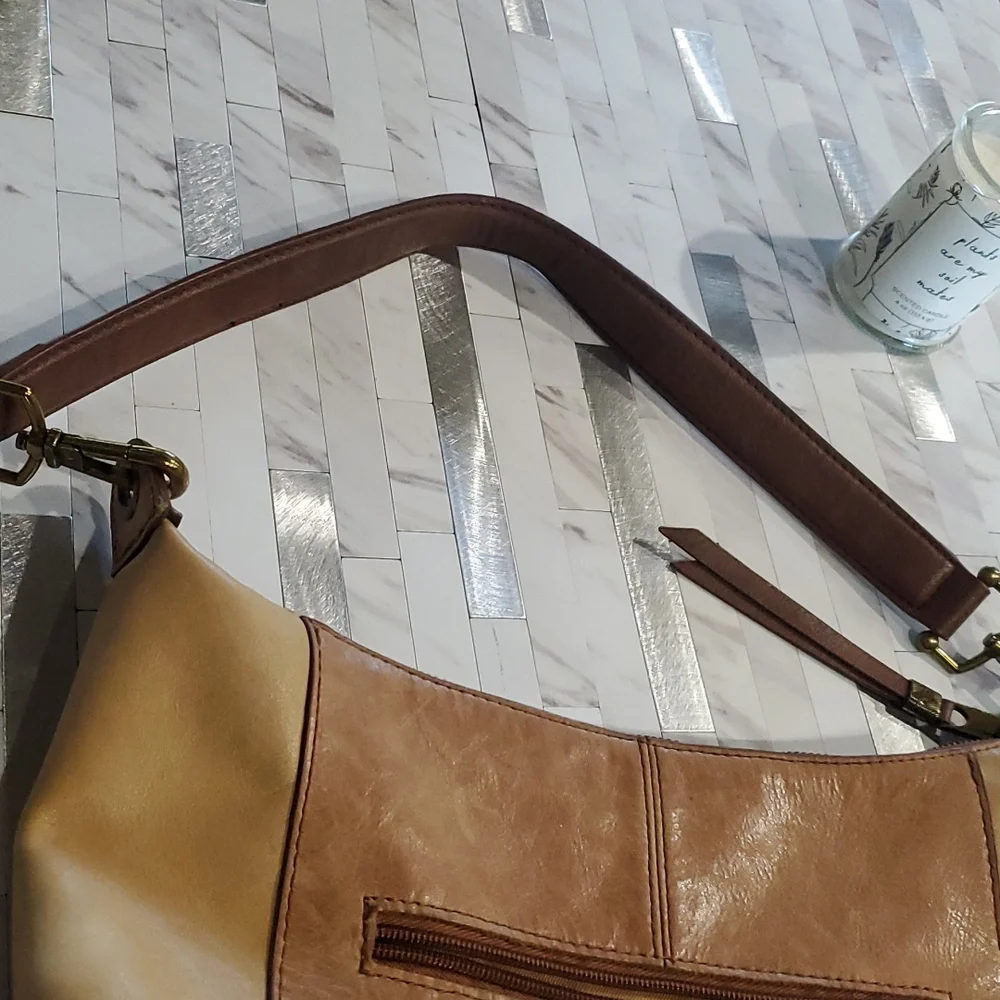 The Sak brown leather purse - Picture 10 of 16